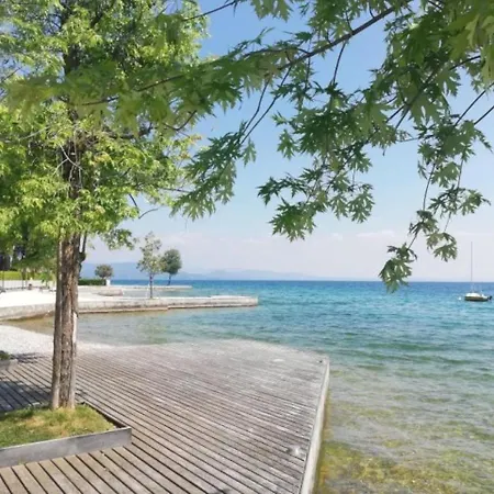 Dolce Oda ve Kahvaltı San Felice del Benaco